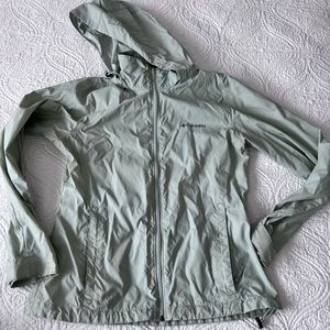 Women’s Sage Green Columbia Rain Jacket